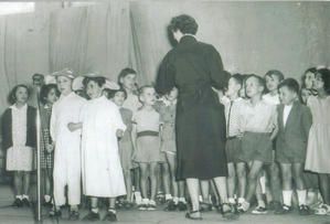 Classe-de-Mme-Borel-en-1950.jpg
