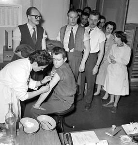 Campagne de vaccination à Vannes en 1955