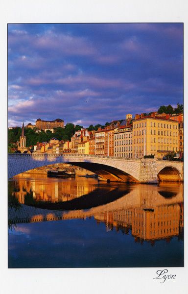 335 - Lyon (69)