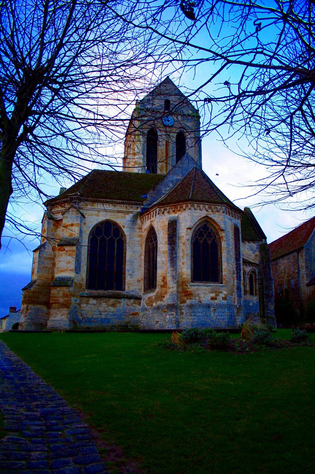 EQ4-Eglise-Notre-Dame--Auvers-sur-Oise.j