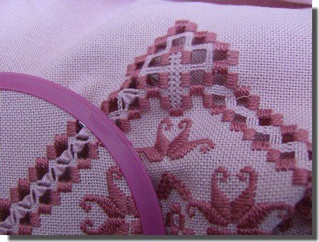 chemin_table_broderie_hardanger chemin_table_broderie_hardanger