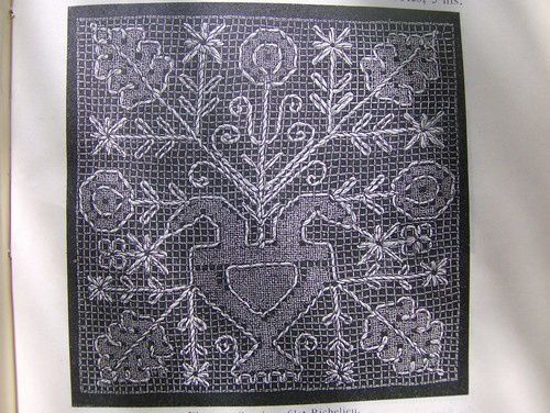 définition_filet_travail_motifs_floraux définition_filet_travail_motifs_floraux