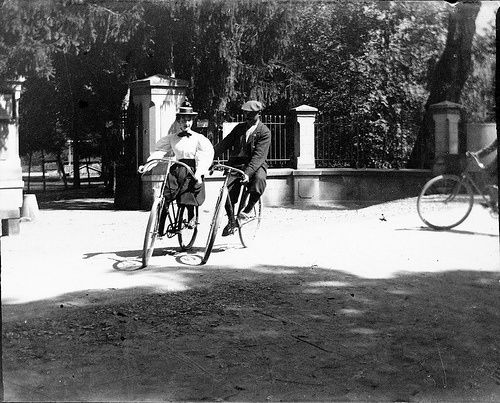 leon de bicyclette luchon 1895 2