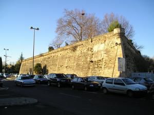 800px-Citadelle_de_Montpellier_Bastion_de_VentadourA.jpg