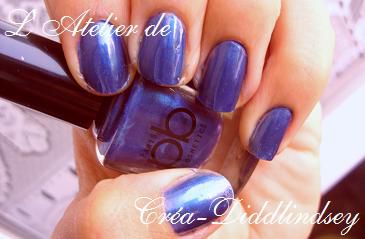 nail art konad m59 sur pb cosmetics bleu