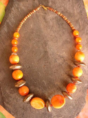 collier-orange.jpg