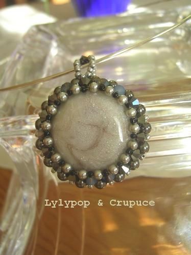 pendentif003xu9.jpg