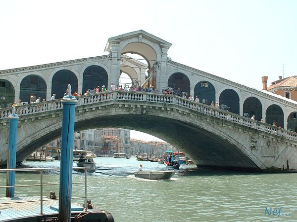 Venise-Pont-Rialto.jpg
