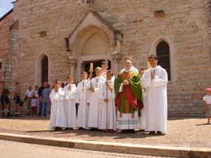 22.06.08 Sortie de messe ncjc