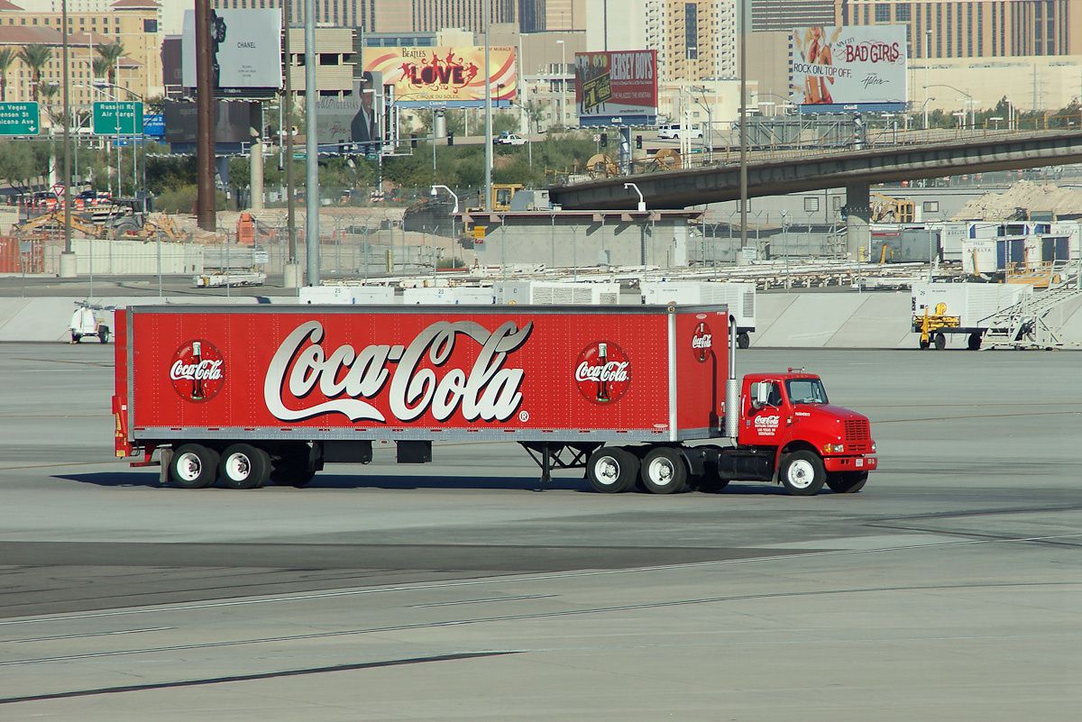 Mac Carran - Camion Coca-Cola