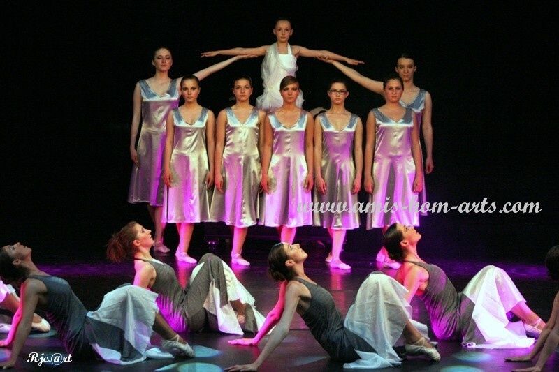 Copie de DANSE SPECTACLE OPALE DANSE 04.06.10 031
