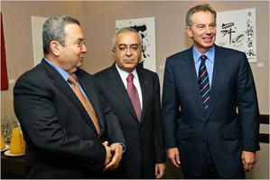 Ehud Barak, Salam Fayyad et Tony Blair Ehud Barak, Salam Fayyad et Tony Blair