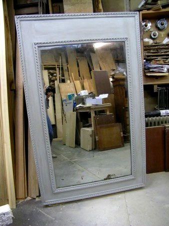miroir ancien et son cadre patiné