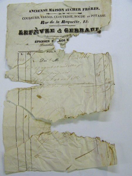 vieille facture datee 1844 retrouvee cachee dans secretaire