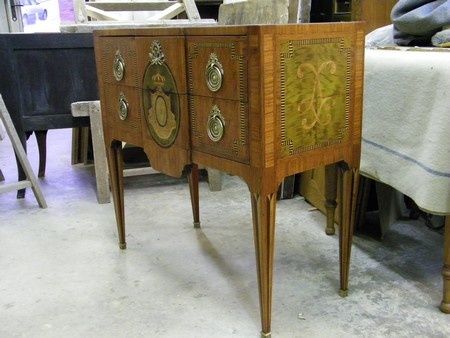 restauration commode louis XVI marquetee