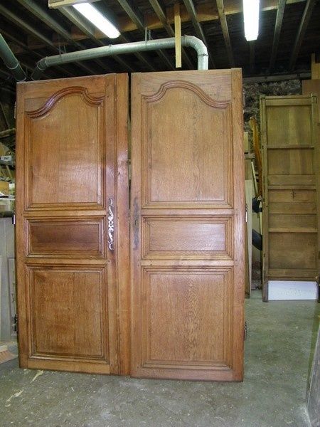 portes d'armoire avant mise en peinture