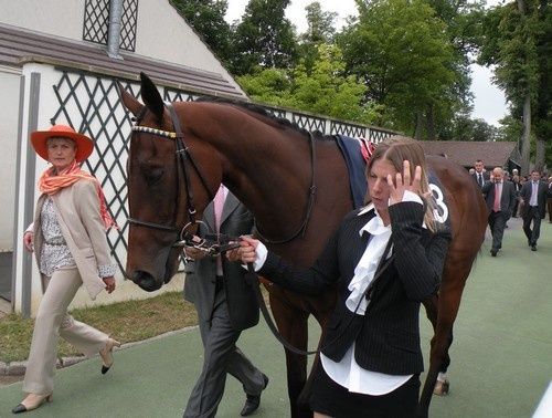 Arc 2010 + prix de Diane 2011.. 20110612c3-a-HayaLanda