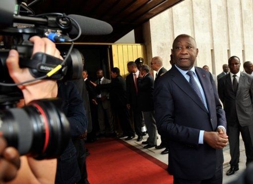 Gbagbo_avant_de_voir_les_mediateurs_ouest-africains_le_3_j.jpg
