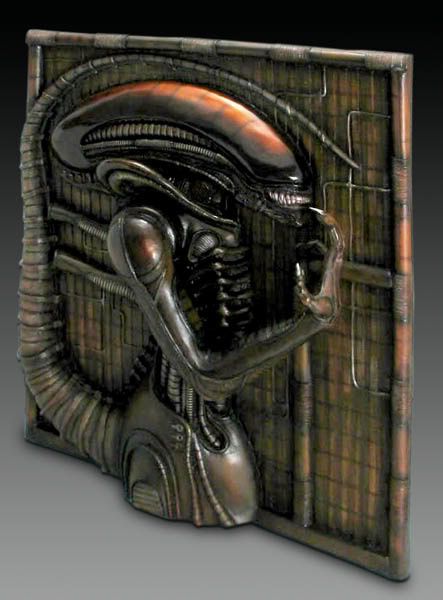alien plaque 1