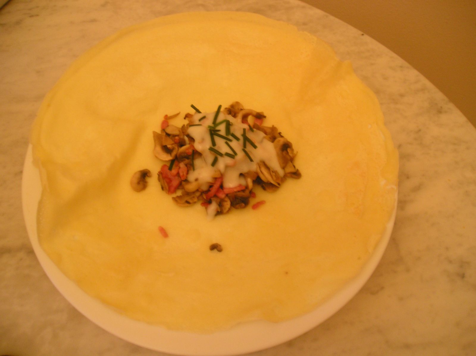 aumonière ouverte : champignons lardons béchamel aumonière ouverte : champignons lardons béchamel