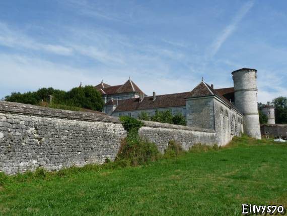 MONCLEY CHATEAU