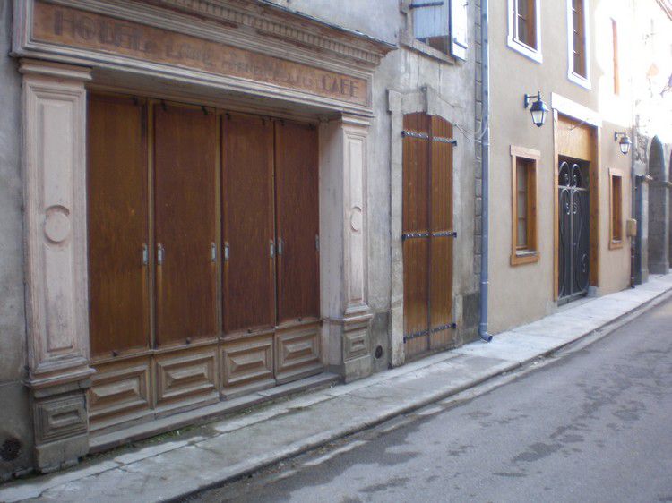 epiceries et cafes de Belcaire003