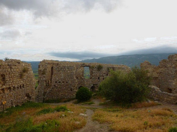 Chateau d'Aguilar 71