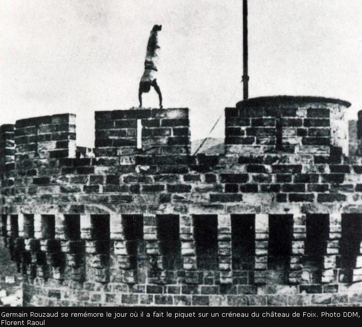 Germain Rouzaud en 1939 sur les remparts du chateau de foix