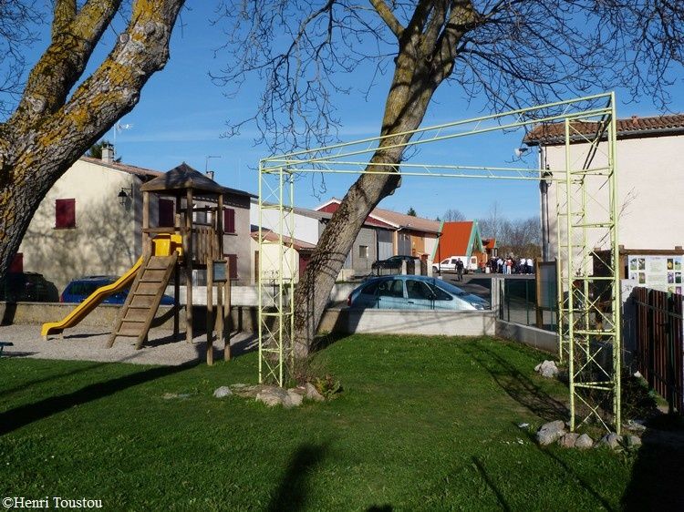 Espezel 111