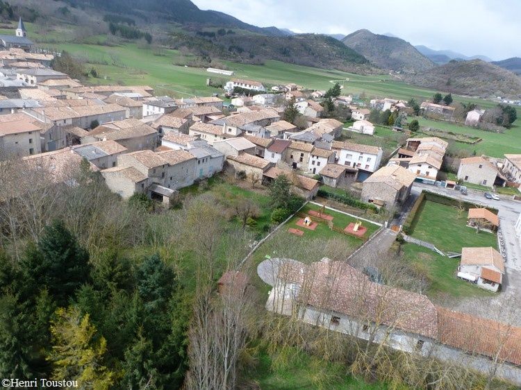 Espezel 22 en 2013 vue aerienne