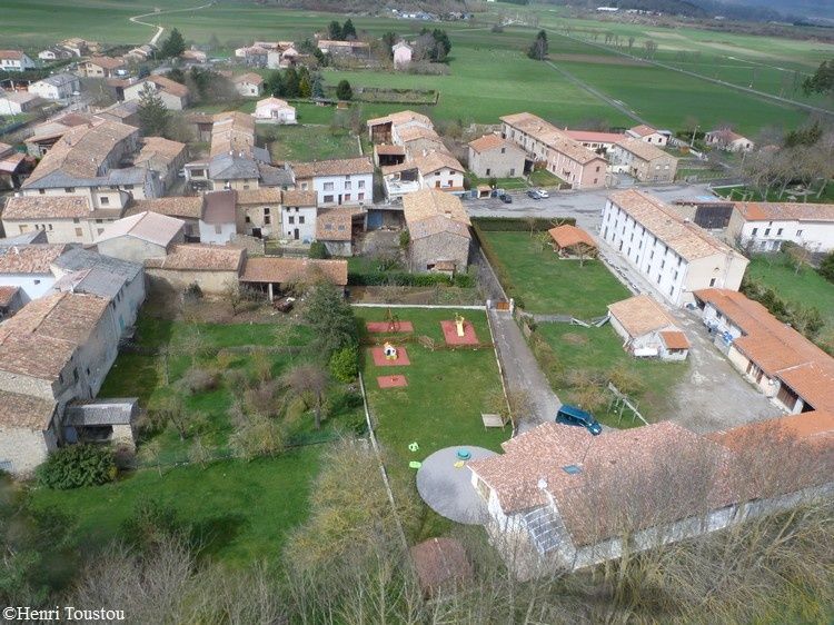 Espezel 23 en 2013 vue aerienne