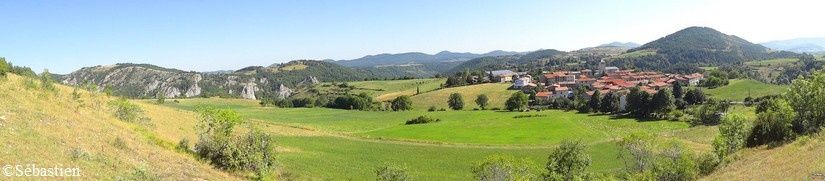 Mazuby 032 Panoramique Mazuby avec la vallée du Rebenty
