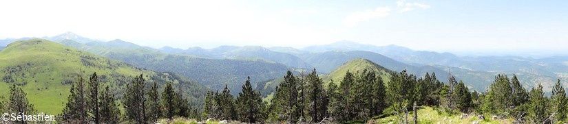 31 Panoramique - vue depuis le sommet du Pic de l'