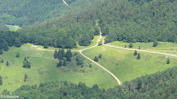 33 Col de Tourrugue vu du sommet du Pic de l'Ourti