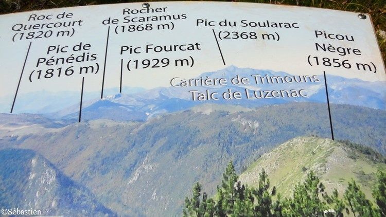 47 Le Roc de Quercourt et le Pic de Pénédis à la l