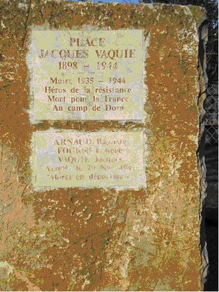 plaque-de-jacques-vaqui-.jpg