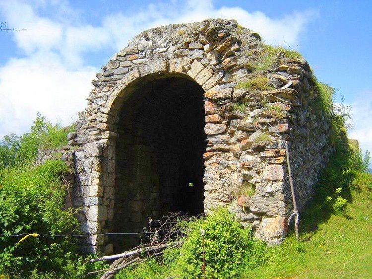 Ruines de la chapelle de Lujat en ariège 04