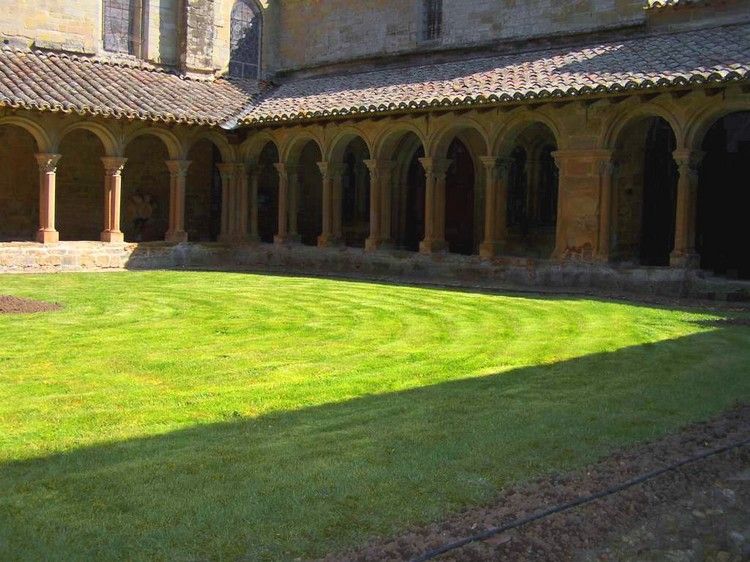 Saint Papoul 03 abbaye