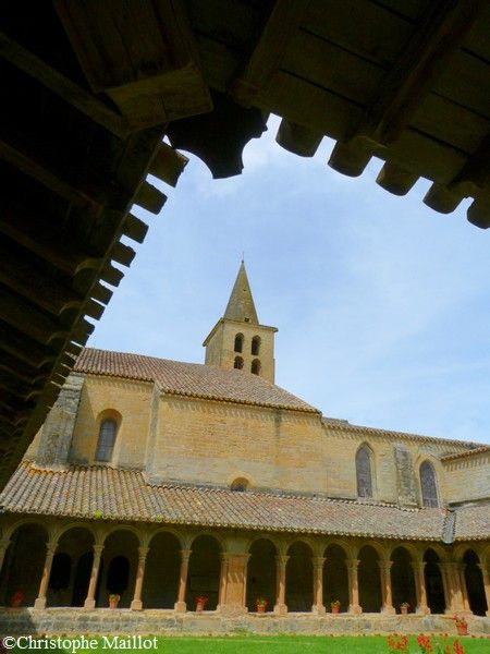 Saint Papoul 048 abbaye cloitre