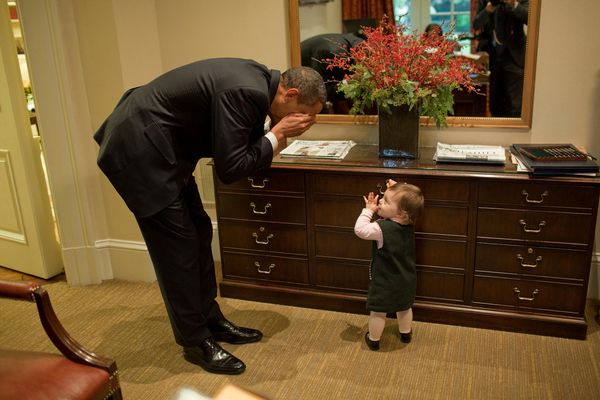 obama-peekaboo.jpg