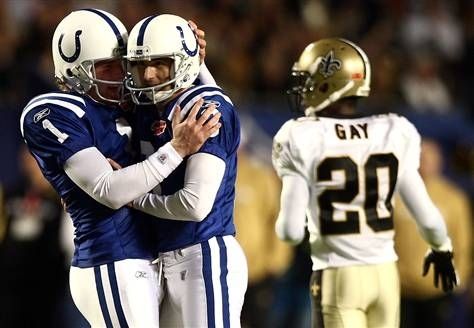 the-gayest-photo-from-the-superbowl-gay.jpg