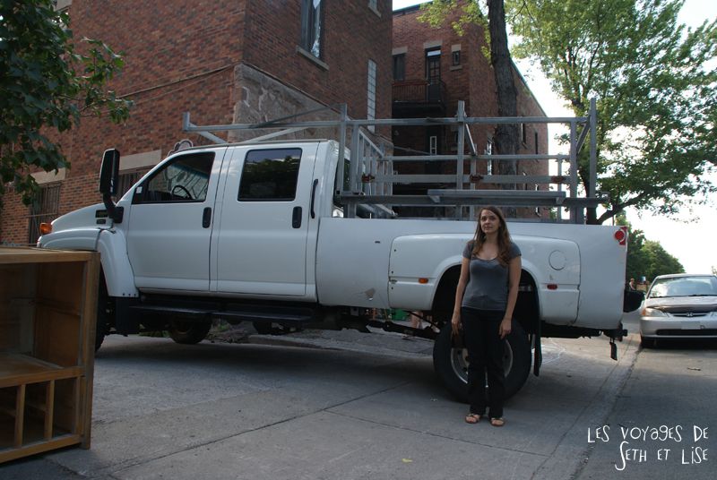 blog canada voyage pvt whv montreal moving day demenagement photo insolite dodge truck 4x4