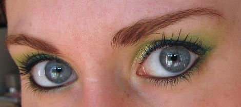 yeux_makeup_vert5.jpg