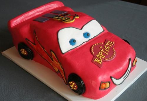 Gâteau CARS : Flash Mc Queen en 3D - Blog de cuisine créative, recettes /  popotte de Manue