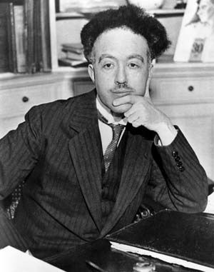 louis-de-Broglie.jpg