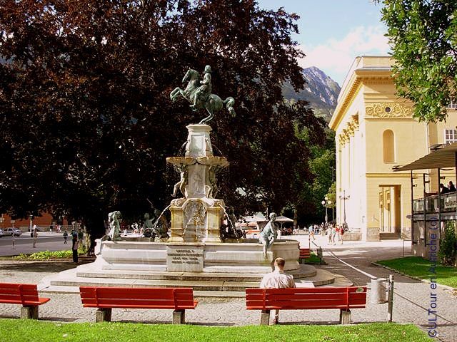 Fontaine-Leopold-V-a-Innsbruck.JPG