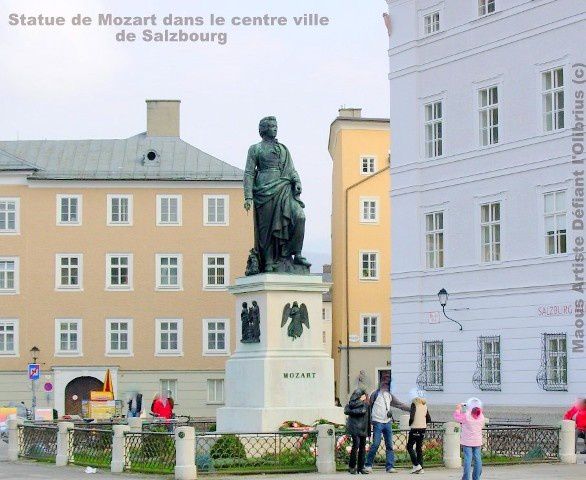 Statue-de-Mozart-a-Salzbourg.jpg