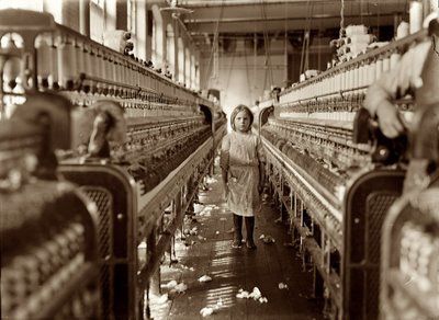 December 3, 1908. A little spinner in the Mollahan Mills, N