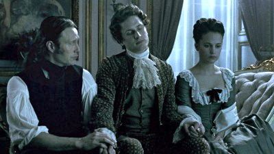 A-Royal-Affair-Movie-Stills-400x225.jpg