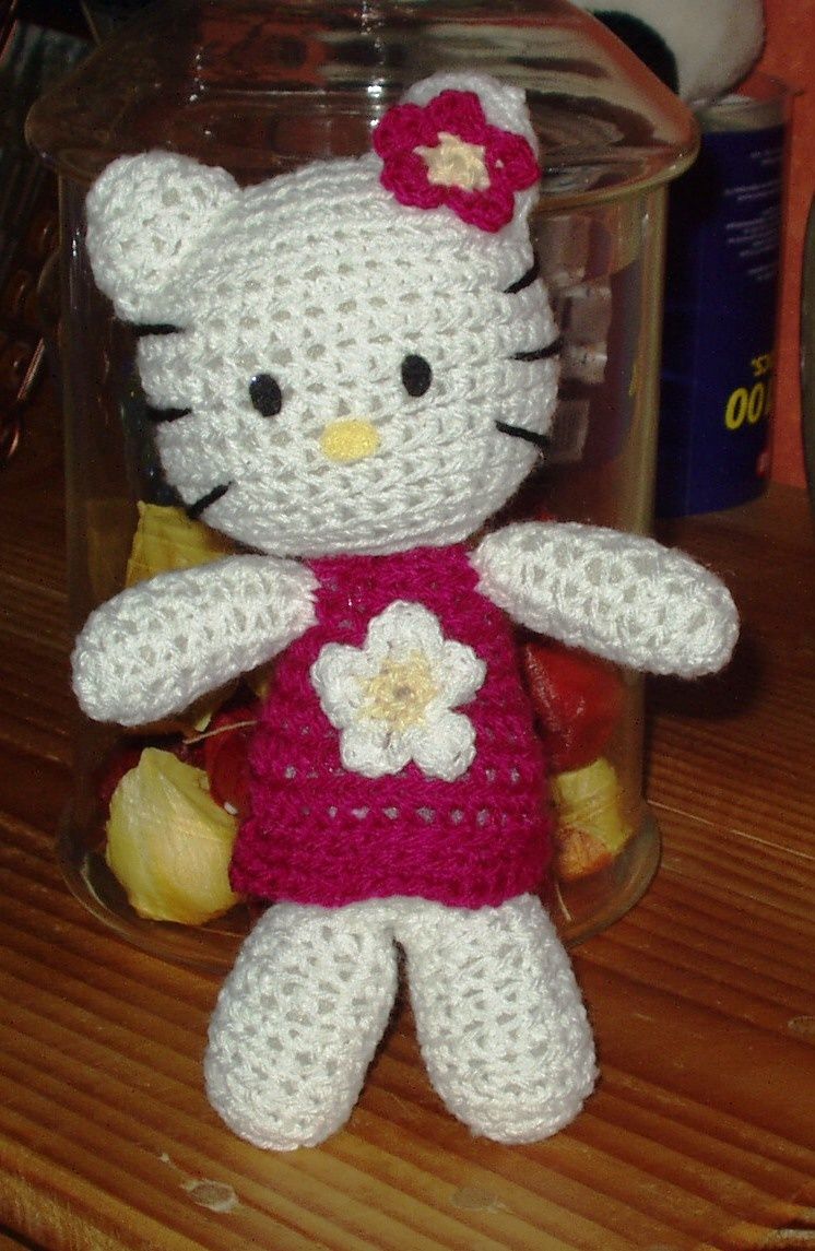 hello kitty crochet